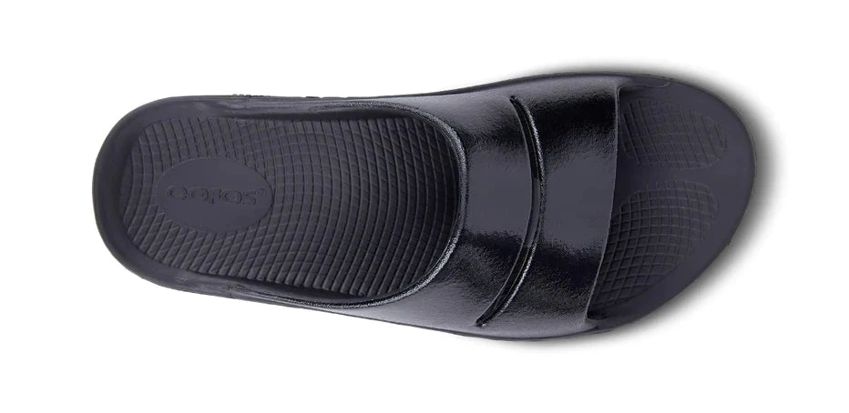 OOfos Women’s OOahh Luxe Slide Sandal (Black) 6 OOfos Women’s OOahh Luxe Slide Sandal (Black) - Image 6