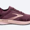 BROOKS Women's Levitate 4 (671 - Nocturne/Coral/Zinfandel)