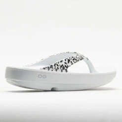 OOFOS OOlala Limited Women's White/Black Leopard -Fashion Shoes 570571 6