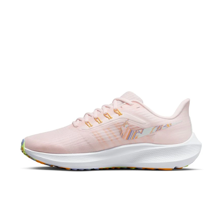 Nike Women's Air Zoom Pegasus 39 Premium (600 - Light Soft Pink/Barely Green) 2 Nike Women's Air Zoom Pegasus 39 Premium (600 - Light Soft Pink/Barely Green) - Image 2